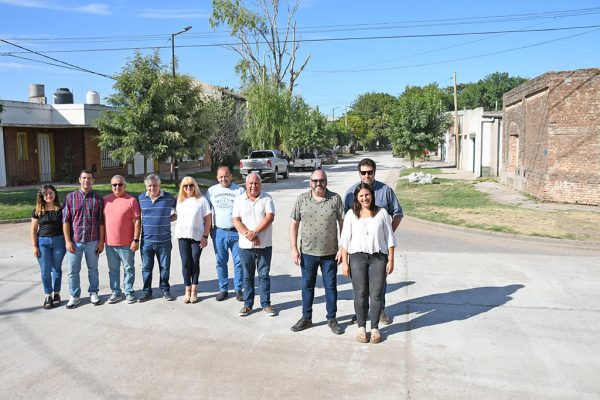 Chivilcoy. Fueron repavimentadas con hormigón las calles Bomberos Voluntarios, entre Frías y Alejandro Mathus, y Alvear, entre Primera Junta y Bomberos Voluntarios
