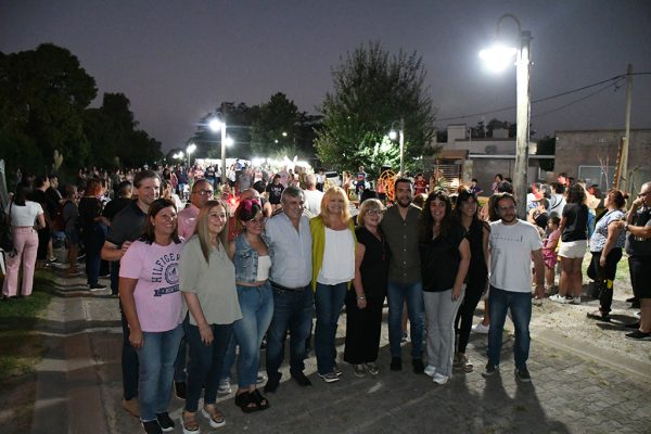 Chivilcoy. Con una gran convocatoria, comenzamos la propuesta “Viernes en la Diagonal Aurora Santilli”