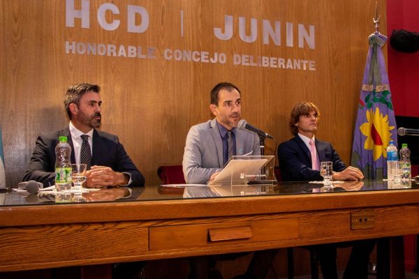 Junín. Petrecca: «Les propongo que no descansemos hasta lograr un Junín con más oportunidades para todos»