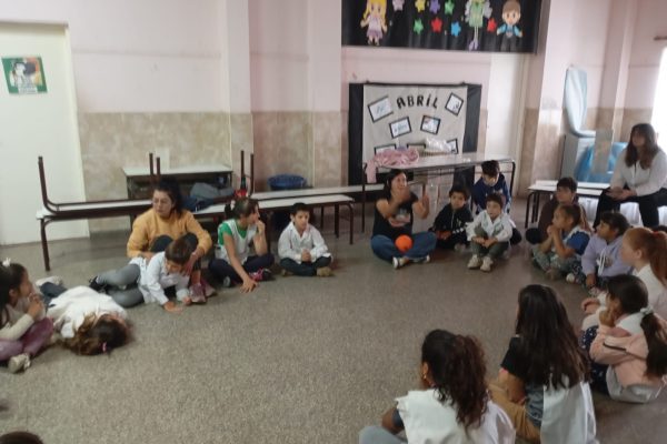 9 de julio. Visita a la localidad de 12 de Octubre