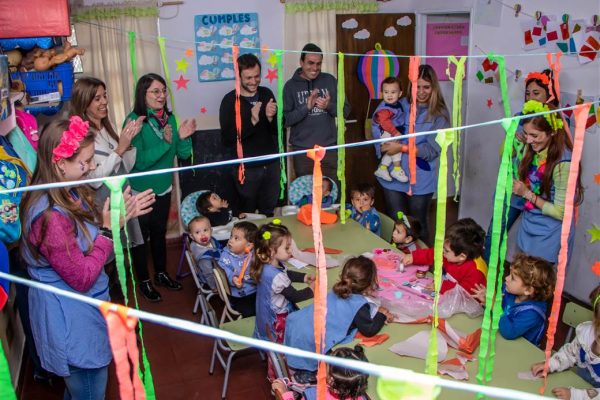 Junín. Con mucha alegría, el Jardín Maternal “Monigote” celebró sus 35 años de vida
