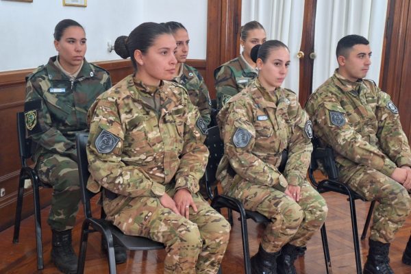 9 de julio. La intendente presidio la puesta en función de 6 efectivos ala prevención rural