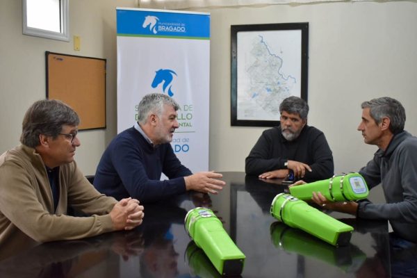 Bragado. Se recibieron eco-ceniceros para espacios públicos