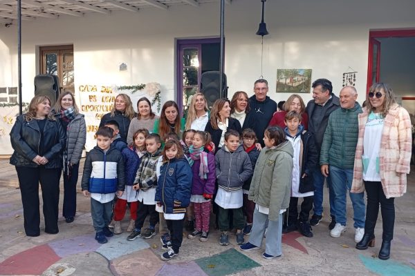 Bragado. El municipio acompañó el acto de implementación de la jornada completa en la Escuela Nº 40